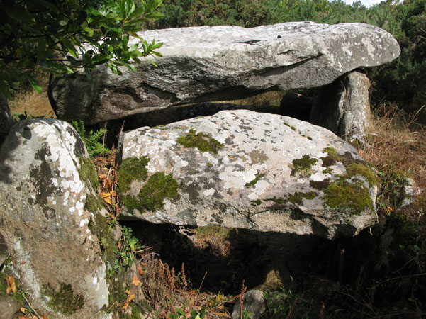 Dolmen de Kerdro Vihan